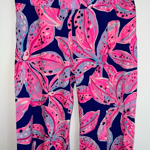 Lilly Pulitzer Pink and Blue zebra Floral Pants - Picture 6 of 13